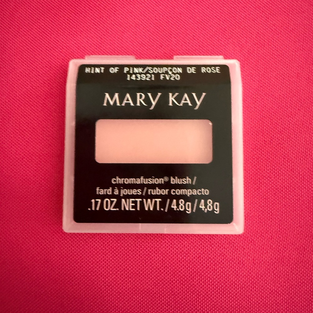 Mary Kay Chromafusion Blush - Hint of Pink Retired Shade Discontinued - Picture 2 of 3